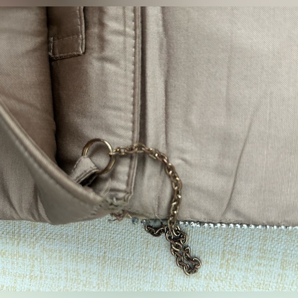 Beaded evening clutch w long detachable chain in silver, gold & taupe - Picture 10 of 13